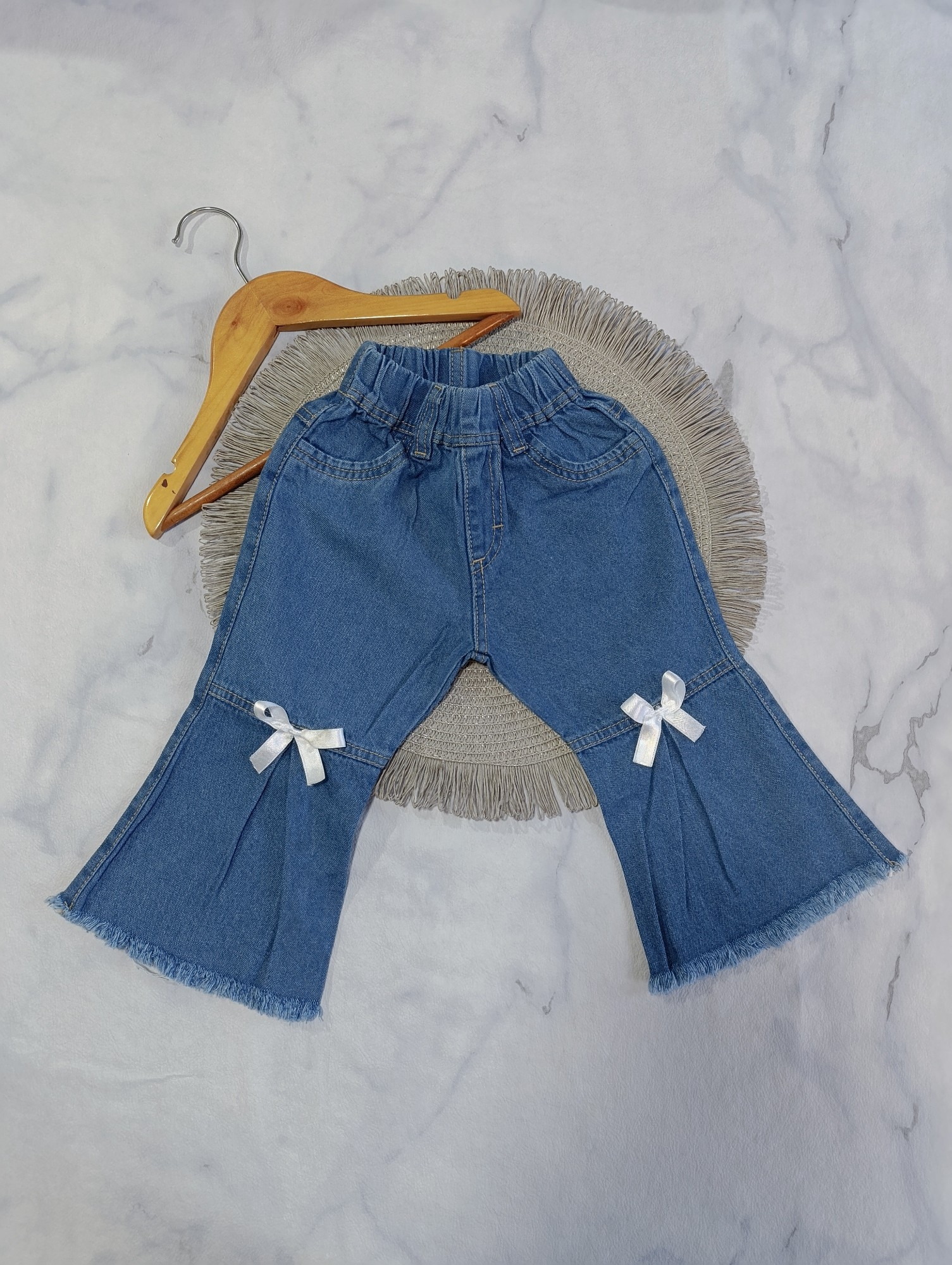 Jean Oxford con Moñitos - Imagen 1