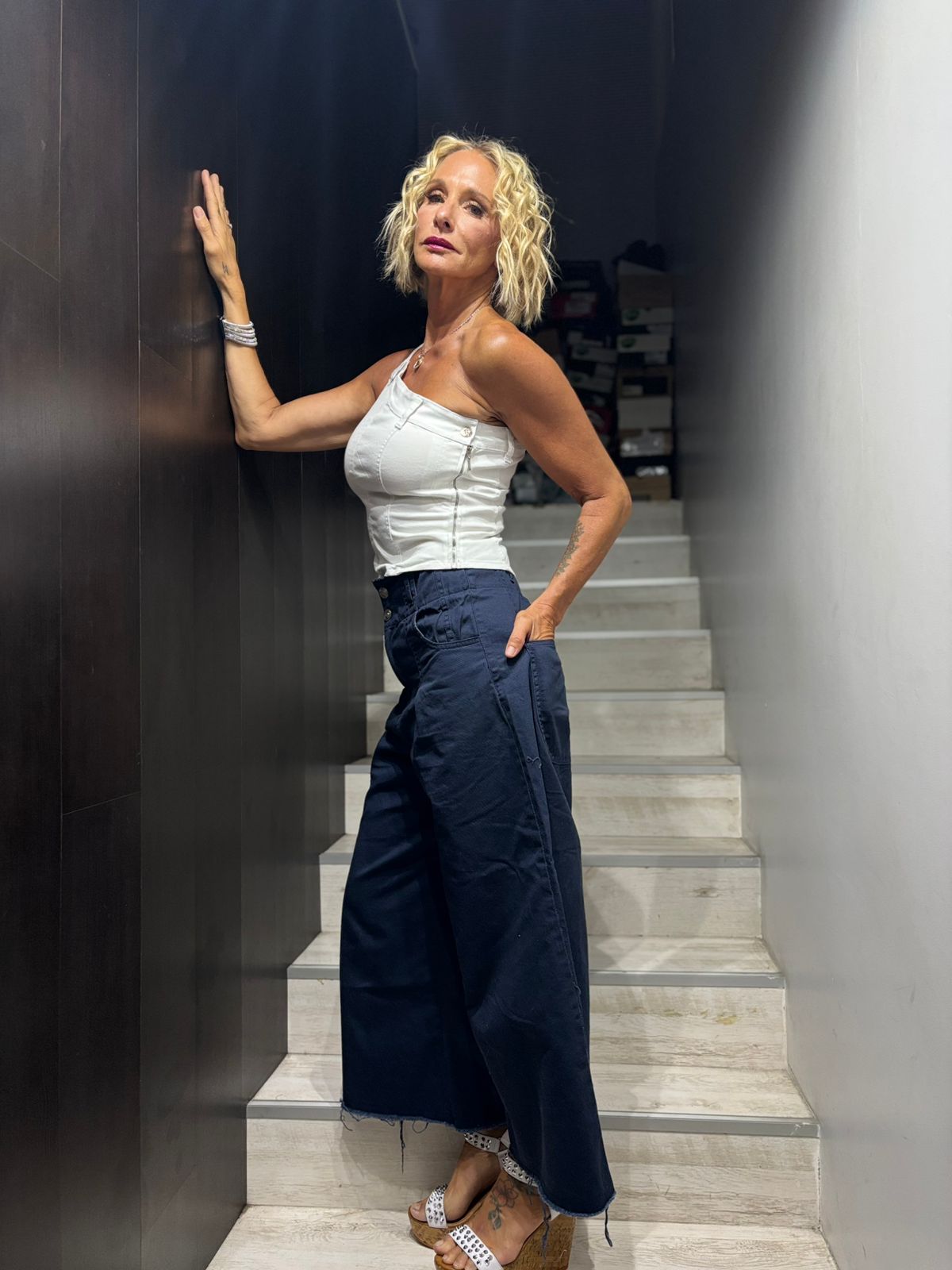 Jean Gina Ancho Gabardina Pinzado Azul - WhatsApp%20Image%202025-12-30%20at%209.46.49%20PM%20(2).jpeg