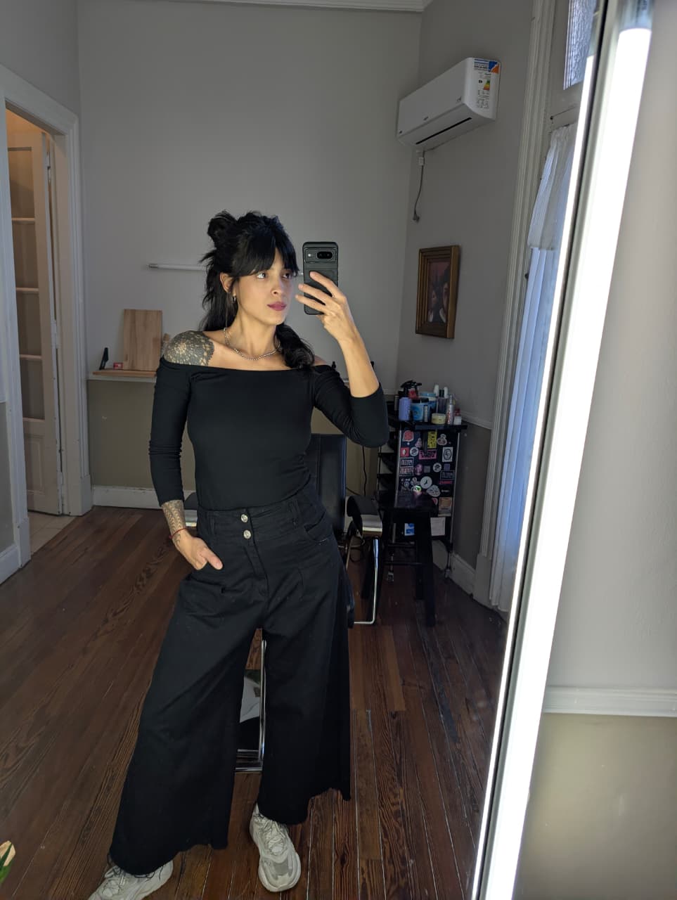 Jean Gina Ancho Gabardina Pinzado Negro - WhatsApp%20Image%202026-04-22%20at%205.45.49%20PM%20(1).jpeg