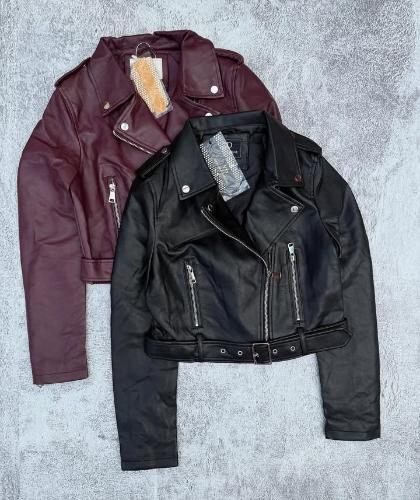 Campera de Cuero Yd