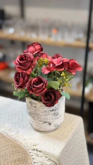 Maseta con Flores Divinas