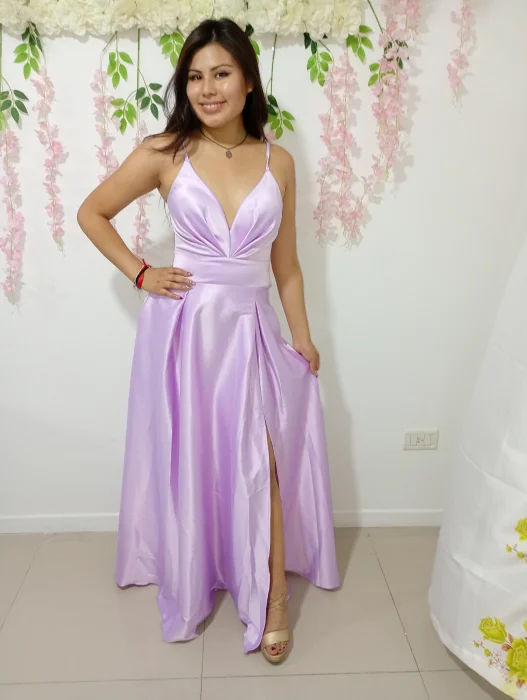 Vestido Escote con Pinzas