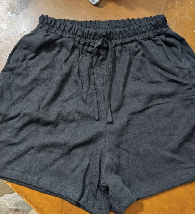 Short de Lino con Tira