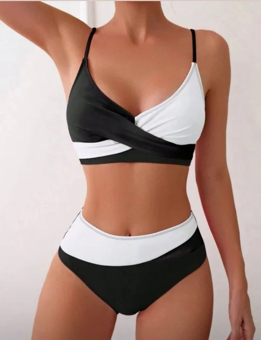 Bikini Combinada