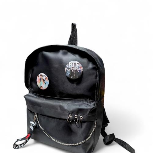 Mochila Bts de Andorra 40×28× Profund 14 Cm Aprox  Linea Premium con Pins, Juvenil - Miniatura 2