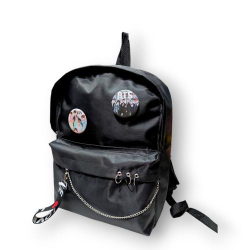 Mochila Bts de Andorra 40×28× Profund 14 Cm Aprox  Linea Premium con Pins, Juvenil - Miniatura 3
