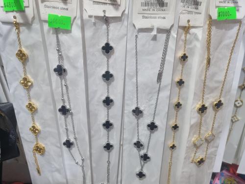 Collar Trébol