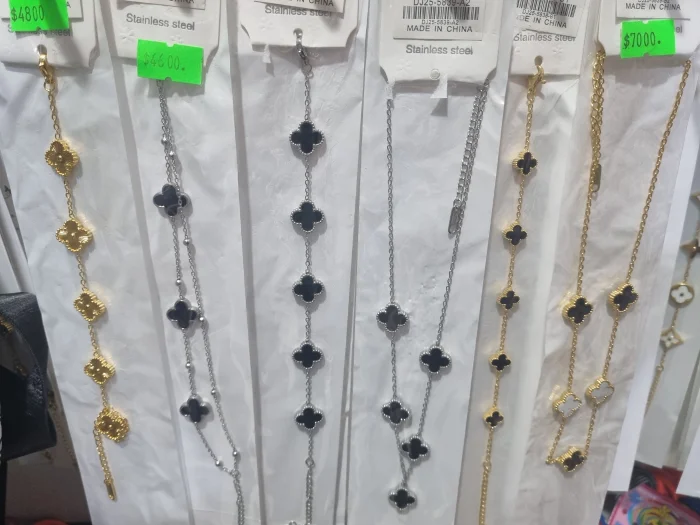 Collar Trébol