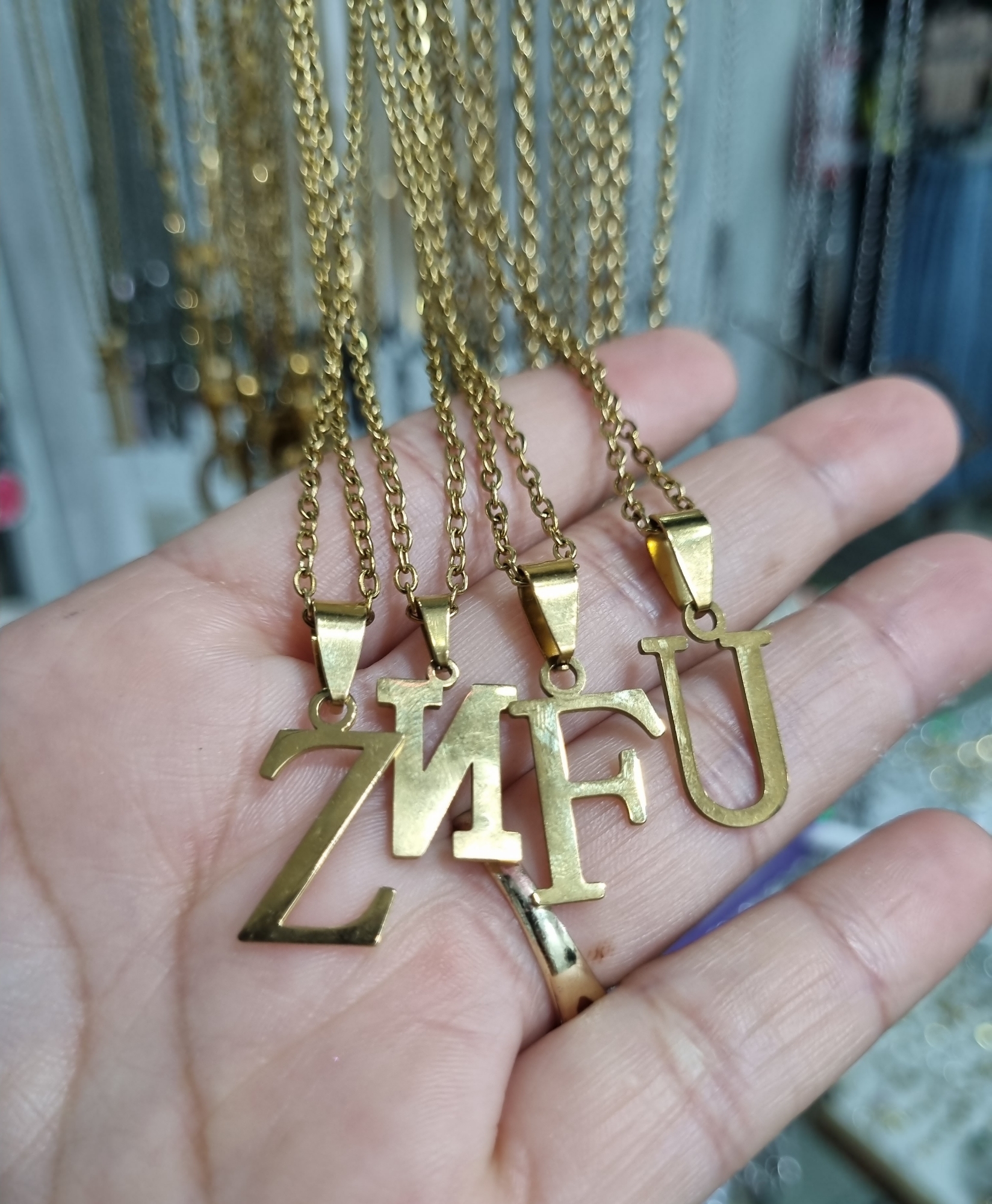 Cadena con Dije de Inicial Dorado - Imagen 2