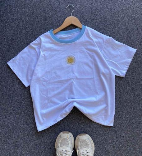 Remera Sol de Mayo Bordada - Miniatura 4
