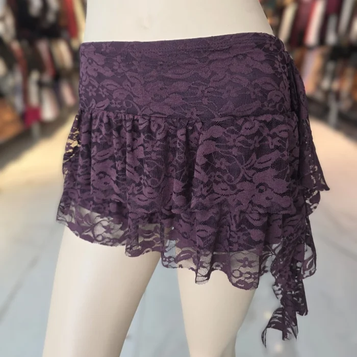Pollera con Short Encaje con Volado Cola Larga