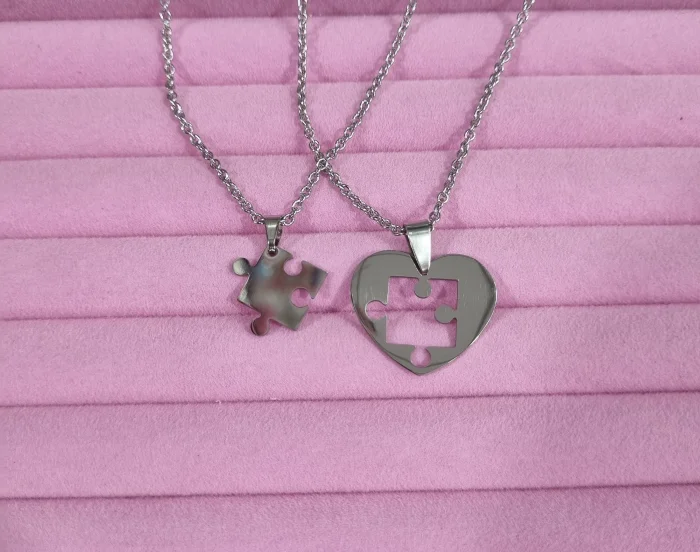 Cadena con Dije de Compartir