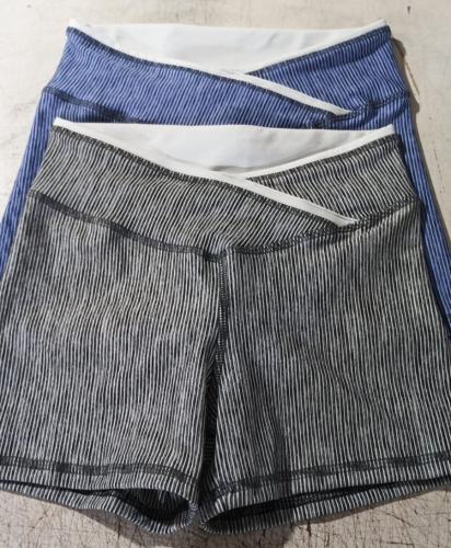 Short Cruzado