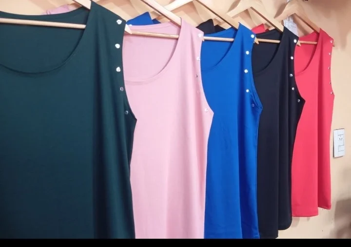 Musculosa de Tachas Talles Especiales - Imagen 3