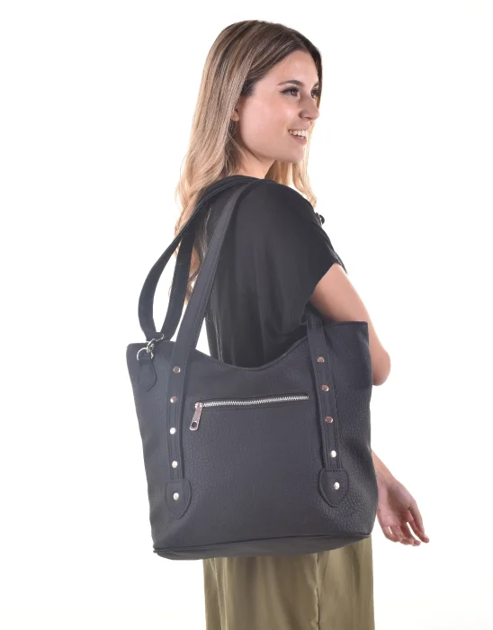 Cartera con Tachas
