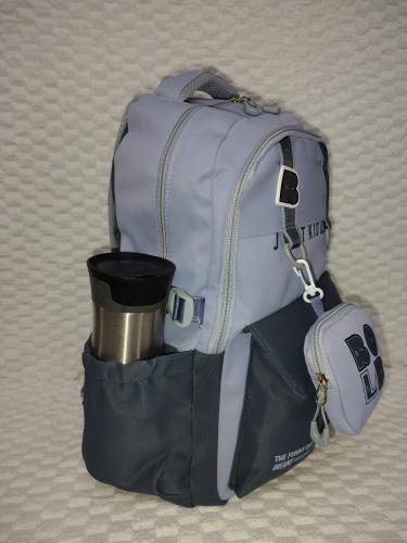 Mochilas de Excelente Calidad de  Tela de Avión - Miniatura 2