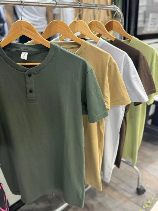 Remeras con Botón