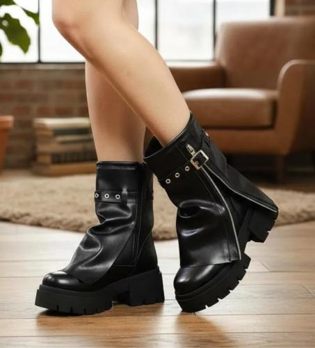 Dona Borcegos las mas Vendidas  Av Avellaneda 3807 - Miniatura 3