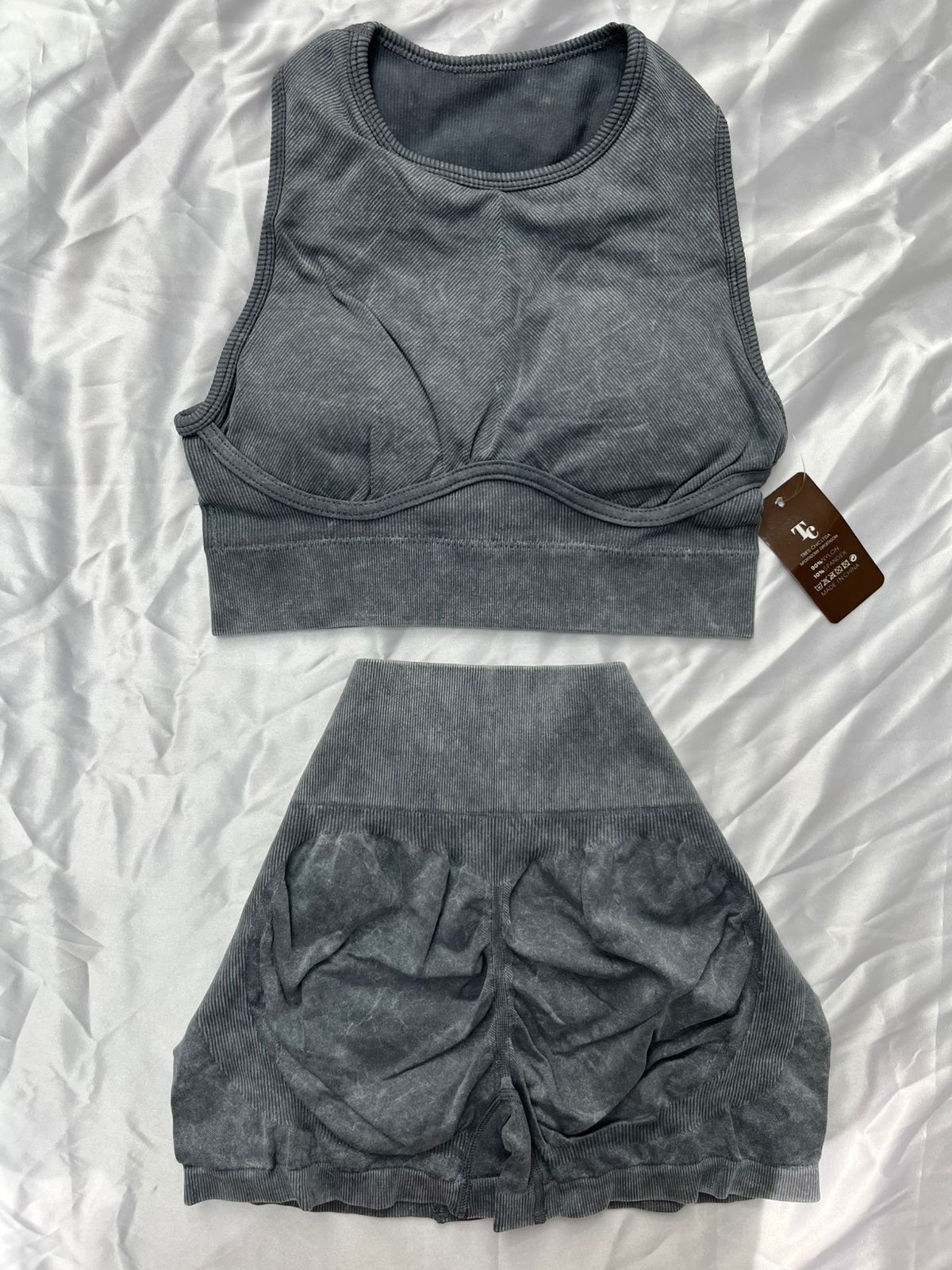Conjunto Deportivo Short y Top - WhatsApp%20Image%202026-01-30%20at%2002.15.47.jpeg