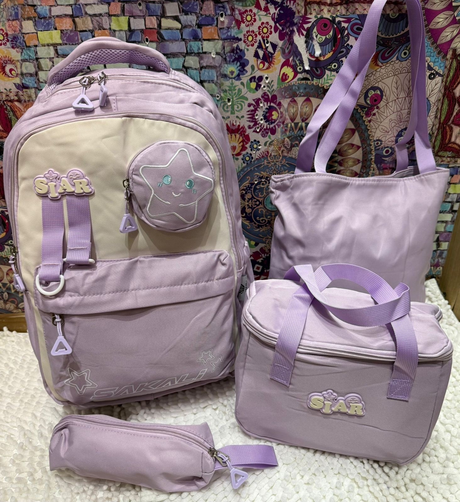 Set de 4 Piezas Mochila Loncher Bolsito y Cartuchera - Imagen 2