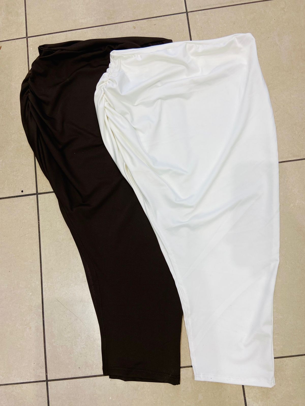 Pollera Recorte Frunce - Imagen 2
