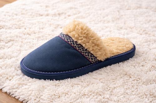 Pantuflas Hombre Pampa con Corderito - Miniatura 4