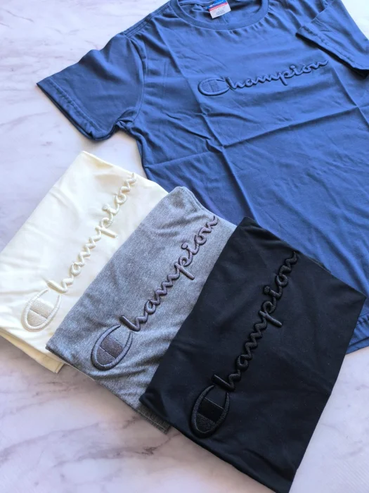 Remera Logo 3d