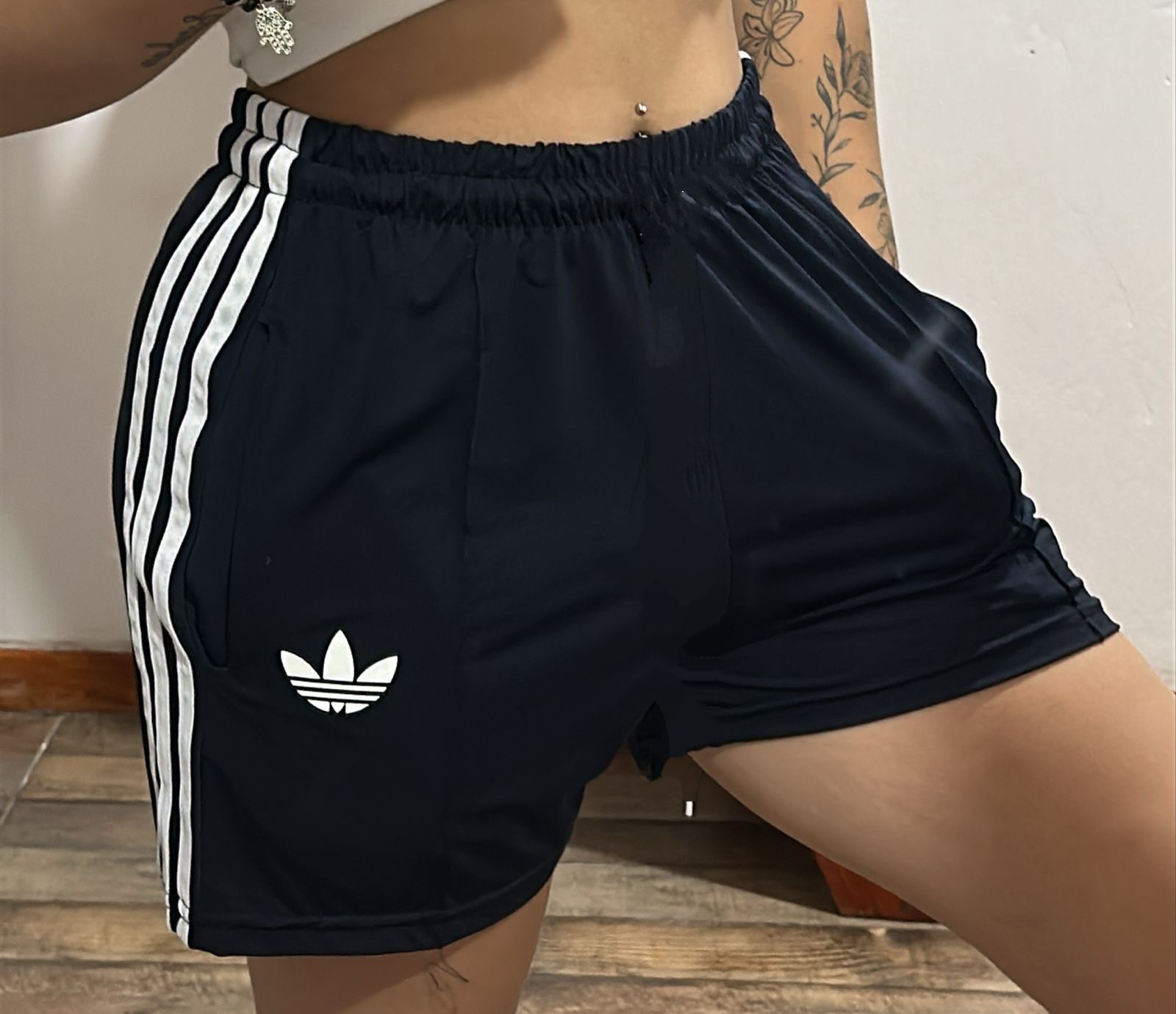Short de Lycra Adi - 409e3e1f-07da-458b-b392-b5b0184bcf3c.jpeg