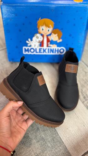 Borcegos Escolar Negro Molekhino Do Brasil
