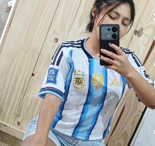 Camisetas Puperas de Argentina con Escudo Bordado Stras  con Cuello Tejido
