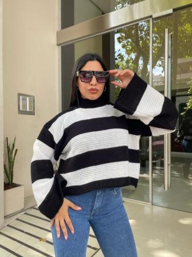 Sweater Manga Campana