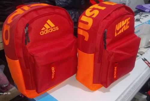 Deportivas Mochilas Juveniles Variedad de Modelos