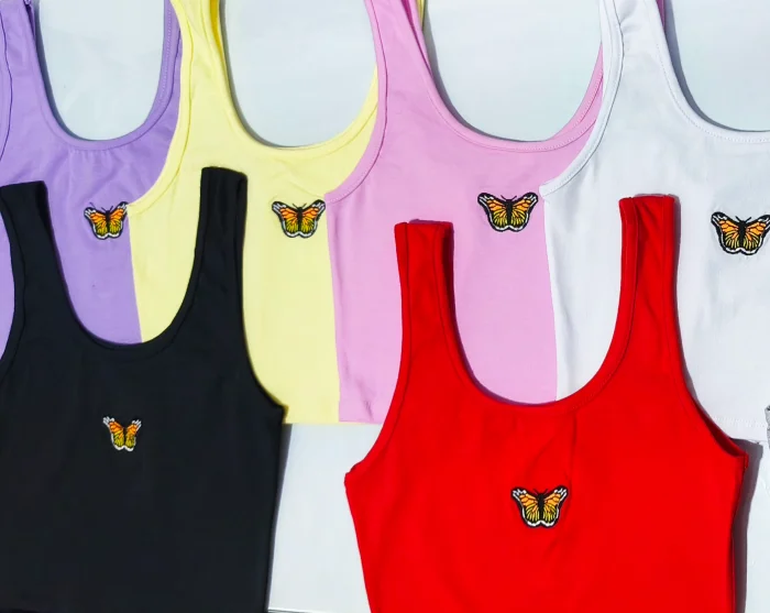 " Músculosa Bordada  Baby Tee " Algodon con Lycra