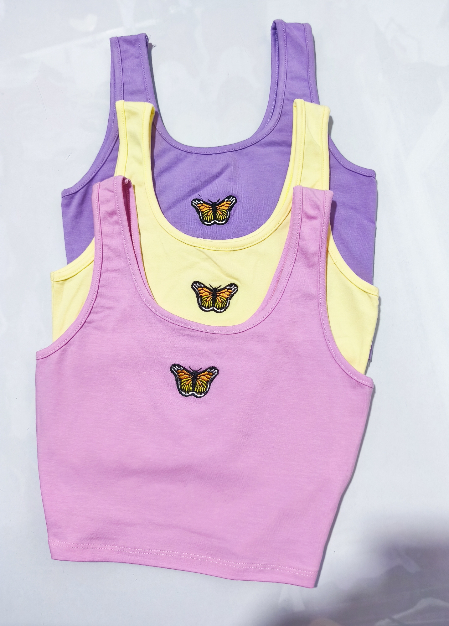 " Músculosa Bordada  Baby Tee " Algodon con Lycra - Imagen 2