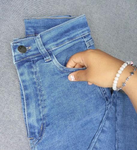 Jeans Chupín con Bolsillo