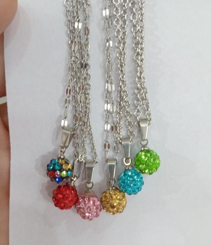 Cadena con Dije Bola de Fuego