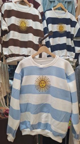 Buzo Frizado Bordado Oversize