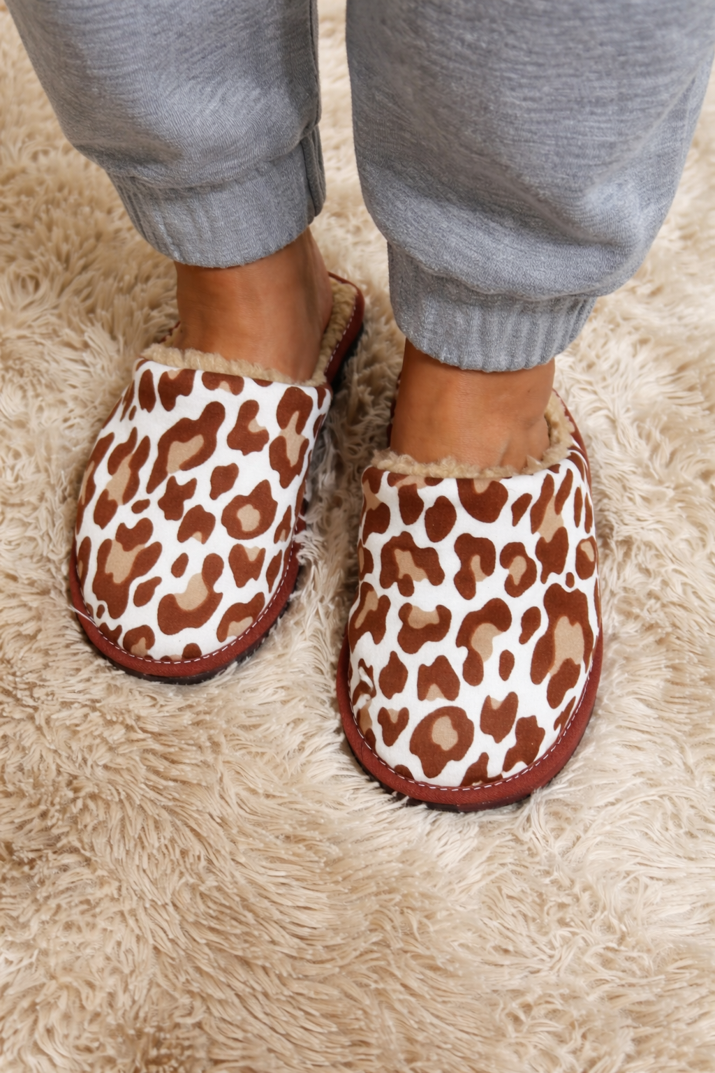 Pantufla Algodón con Cordero - 9D8BAA3E-5532-4318-B73D-05BC5CDF4E05.png