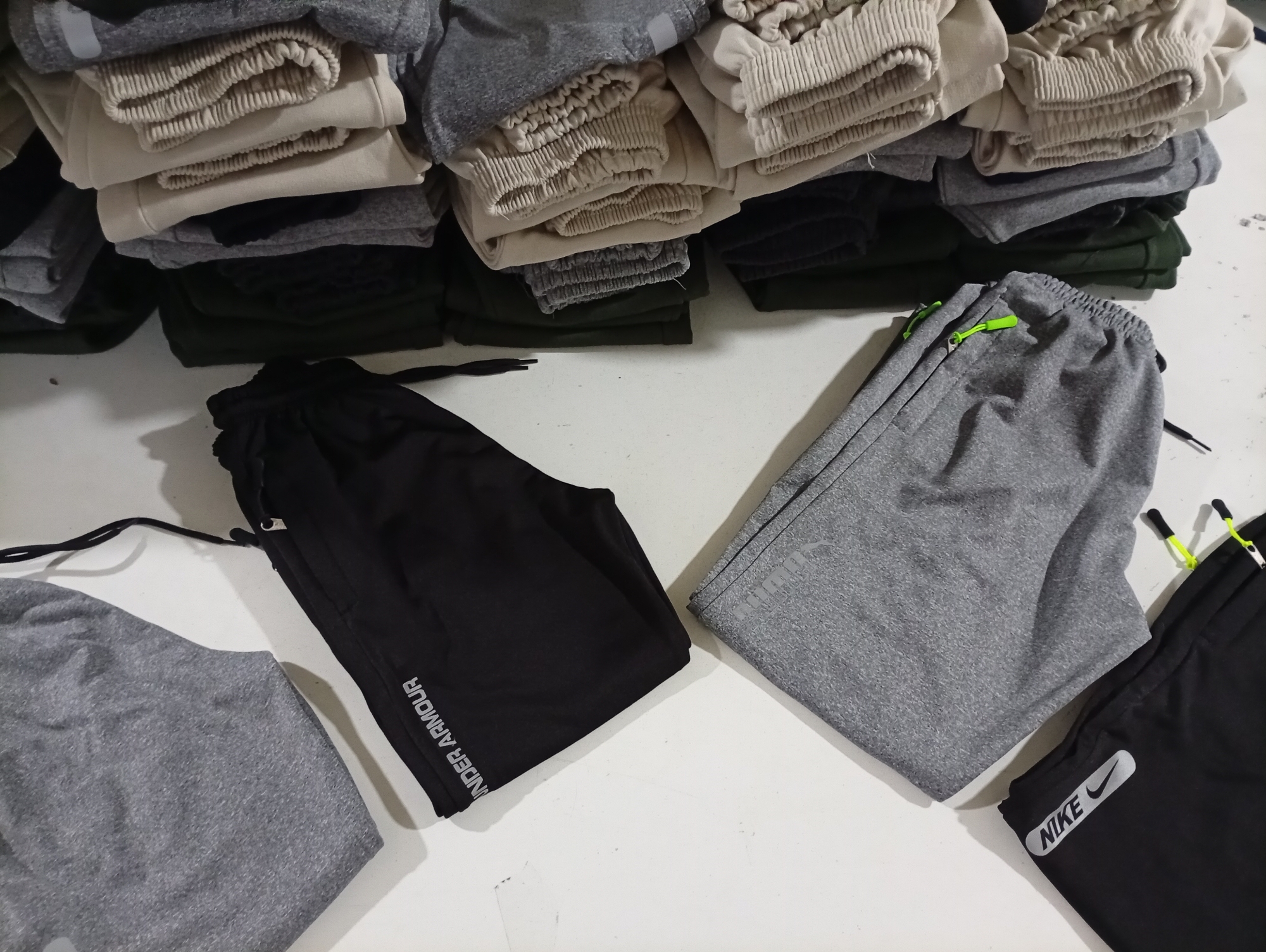 Pantalón Lycra Niño de sin Frisa Premiun con Sierre - Imagen 3