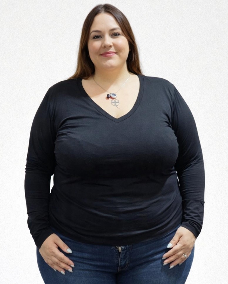 Básica Remera Manga Larga Cuello V - Imagen 2