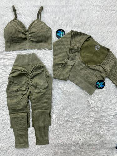 Conjunto 3 Piezas- Calza, Top y Musculosa - Miniatura 2