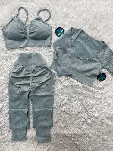 Conjunto 3 Piezas- Calza, Top y Musculosa - Miniatura 3