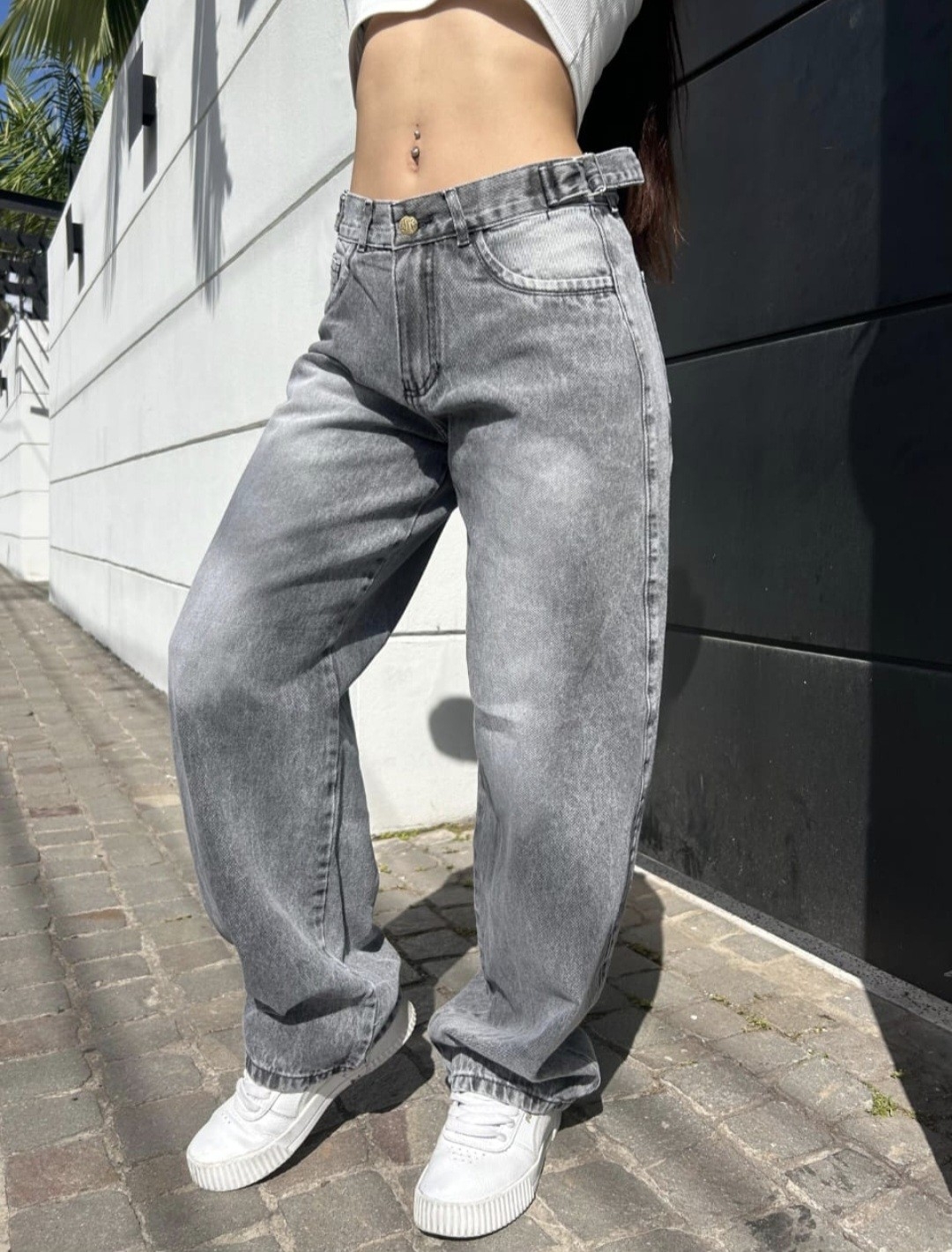 Jeans Baggy con Regulador Gris Localizado - Imagen 3