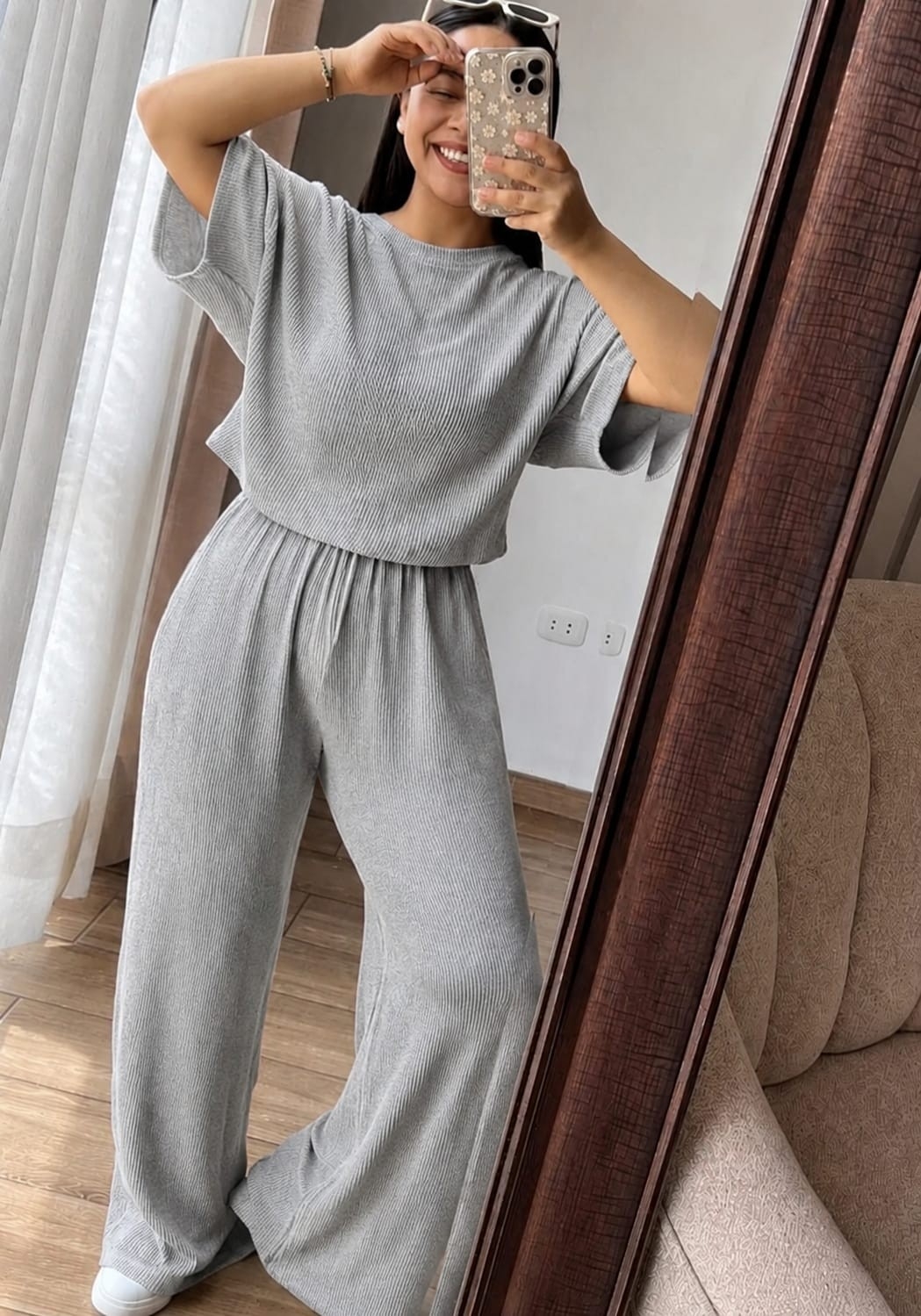 Conjunto Remera y Palazo - Imagen 7