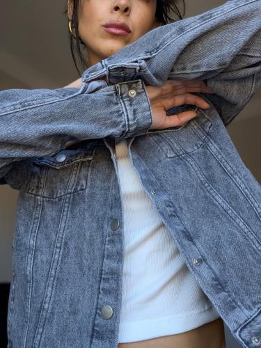 Campera Jean Gris Rigida - Miniatura 3