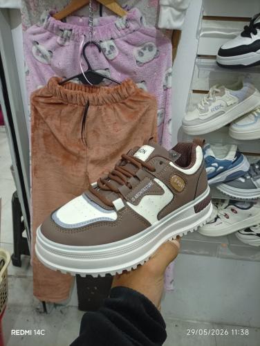 Zapatilla Importada