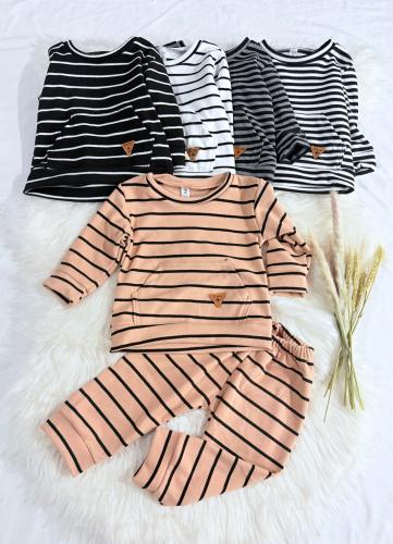 Conjunto Rayado de Bebe