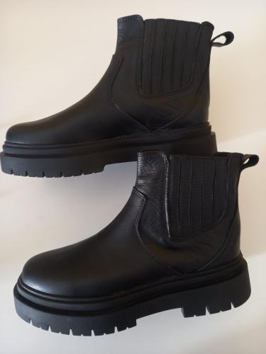 Borcegos de Cuero