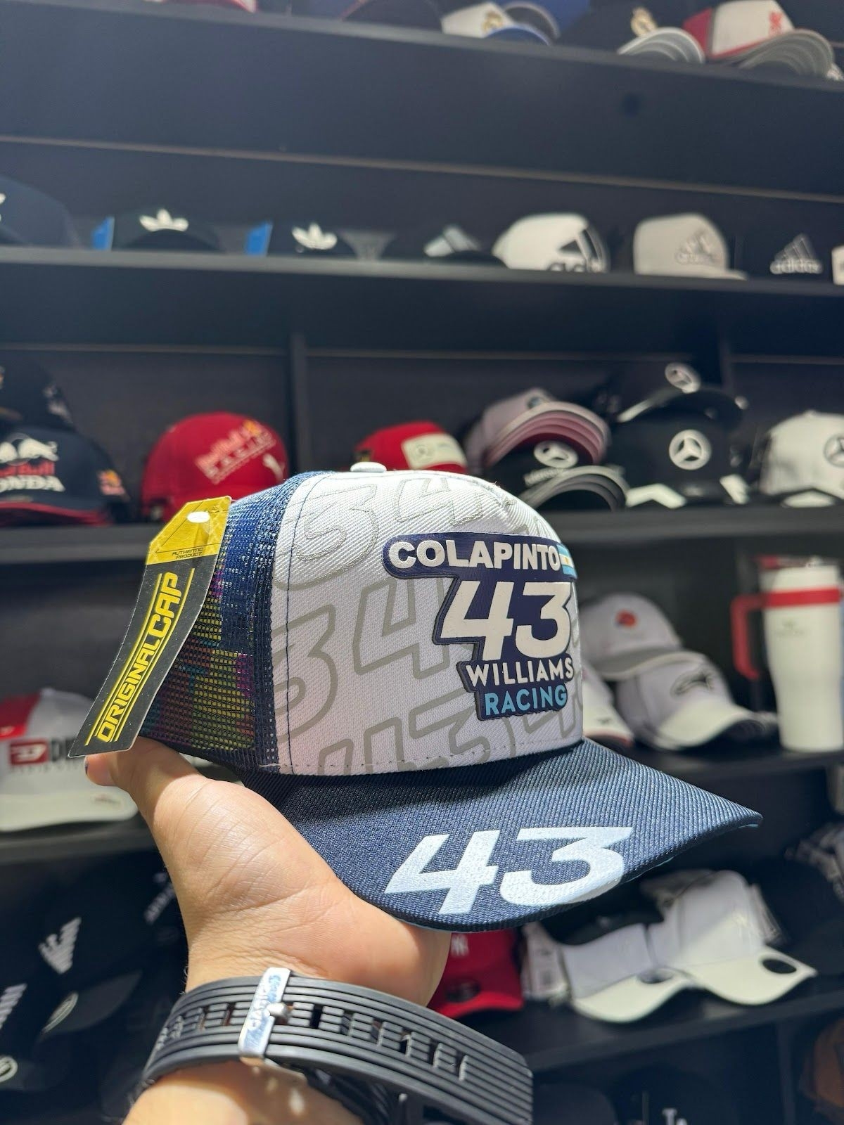 Gorras de Colapinto - Imagen 2