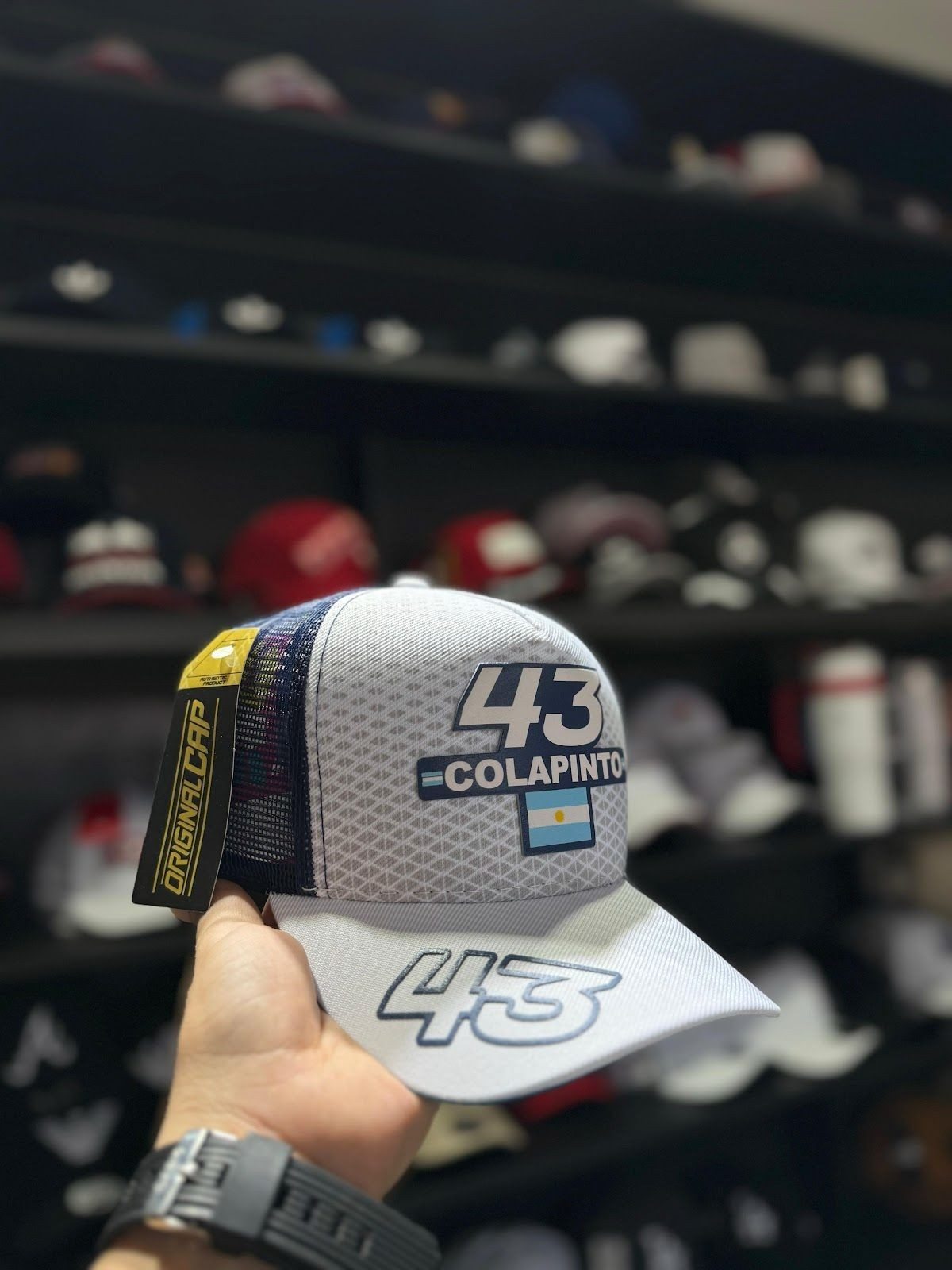 Gorras de Colapinto - Imagen 3